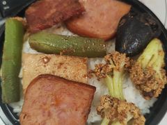 -辣尚瘾·烤鱼·新川菜(牡丹园直营店)