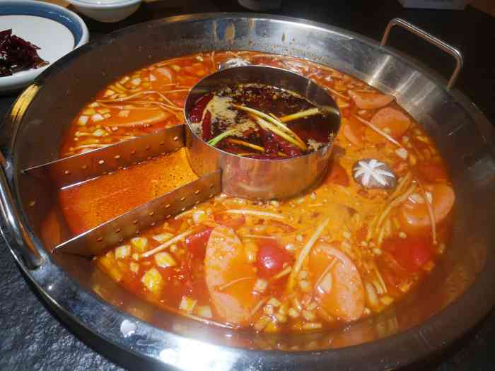 味当家鱼头火锅(紫荆店)-"超赞的一家店,去了无数次,每个月都要去几.