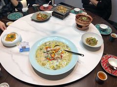 -关里关外·鱼头泡饼(唐冶绿地汇店)