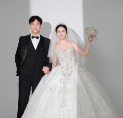 -青禾蒙娜丽莎婚纱摄影(武汉总店)