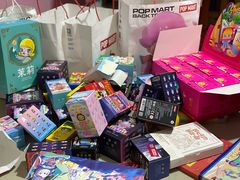 -泡泡玛特POPMART(大卫城店)