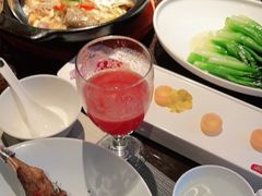 -江上荟·创意中国菜(绿地缤纷城店)