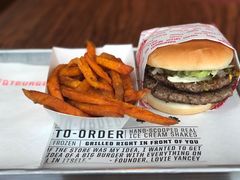 二重奏汉堡-FATBURGER 特富客汉堡(外交公寓店)