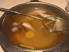 -左庭右院鲜牛肉火锅(金山万达店)