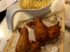 -新大咀港式茶餐厅(宝山万达店)
