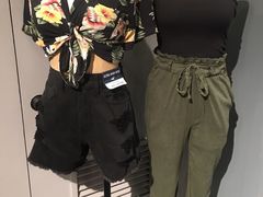 -Hollister(天环广场店)