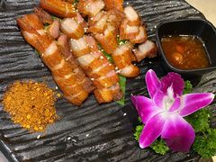 纳西烤山猪-觅山云南菜(泊富ICITY店)