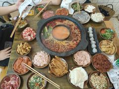 -黄潇洒老火锅(九眼桥宏济巷店)