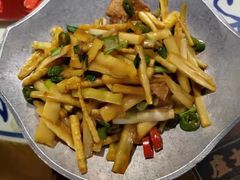 -卢大鲜鱼头捞饭(美利广场店)