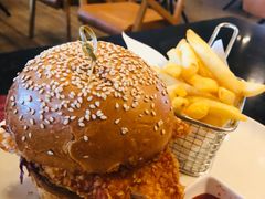 -WOLFGANG PUCK KITCHEN & BAR(迪士尼小镇店)