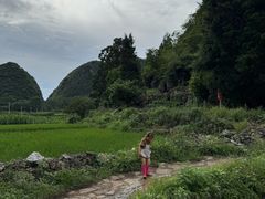 -高荡千年布依古寨旅游景区