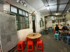 大堂-海口滨海新村143号海南老字号炒菜店