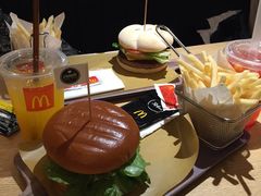 -麦当劳(新王府井店)
