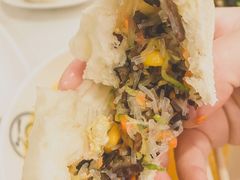 -李与白包子铺(桐梓林店)