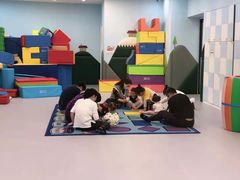 -美国谷斯妈妈早教中心 (陆家嘴店)