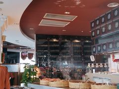 -荣誉国际酒店-云顶旋转餐厅