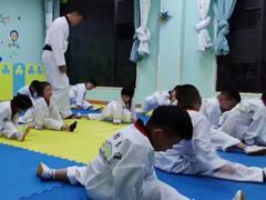 -正道拳击·跆拳道馆(青少年活动中心)