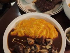 -羽深肉铺 Steak & Wine