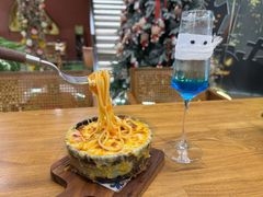 -Dragon Pizza•圆脸龙披萨·牛排餐厅