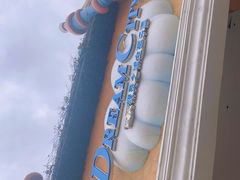 -蓝精灵乐园·世茂精灵之城主题乐园