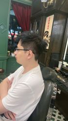 -海文先生国潮烫染男士理发馆