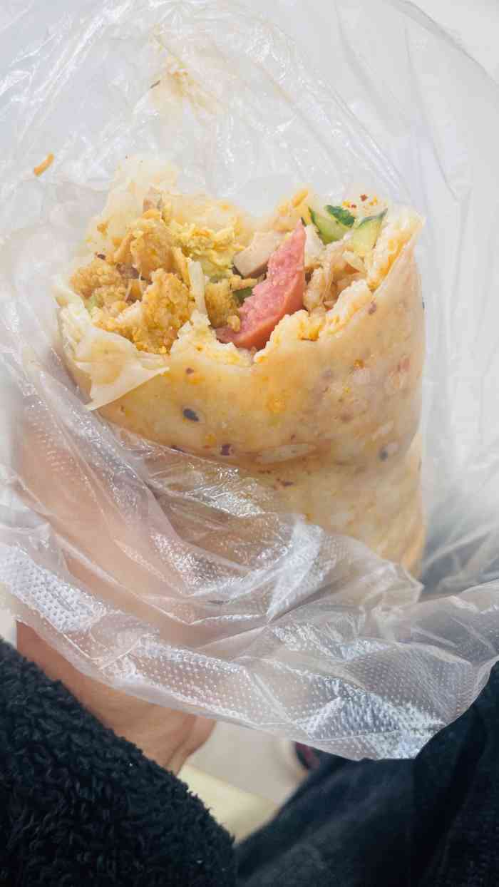 大武口卷凉皮-"大武口凉皮一开始在朋友圈老有人发的啦 .