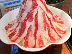 肥牛卷一卷-赵美丽·重庆社区火锅·直营店(火车东站·中豪国际店)