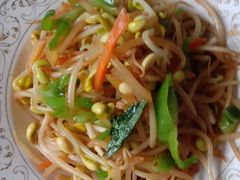 -爱的果实月嫂育婴师(世纪东方店)
