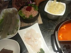 -热火朝天鲜切牛肉火锅(南强街巷店)