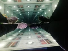 -郑州梵高星空错觉艺术馆(大上海城旗舰店)