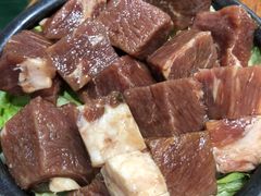 坛子大块肉-原始泥炉烤肉(总店)