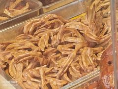 -王浩儿纪六孃甜皮鸭(乐山总店)