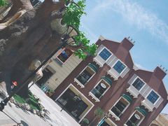 -王府井奥莱临潼小镇(临潼店)