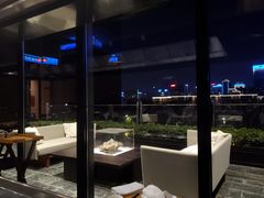 -丽思卡尔顿·炙焰·铁板烧餐厅