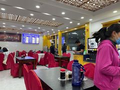 大堂-撒拉人家.酸菜牦牛肉火锅