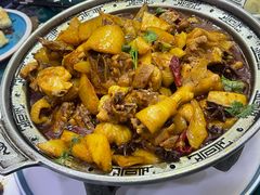 坑锅土鸡-三江源美食城