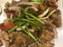 -虾弄弄海派小龙虾·牛羊蝎子火锅