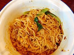-东三里屯豌杂面