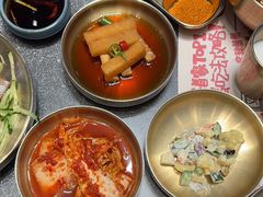 -草家酱蟹炭火烤肉店(珲春南路二店)