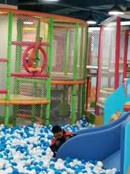 -咔叮卡丁·儿童室内赛车馆