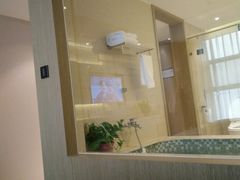 -兴芮温泉度假区