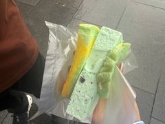 -詹爷爷乌节路街头冰淇淋