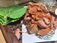 -东口码头·烧鸽子·鱼头泡饼·地方菜(金鹰悦城店)