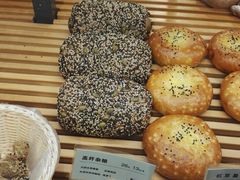 -焙丽拾光(麦凯乐直营店)