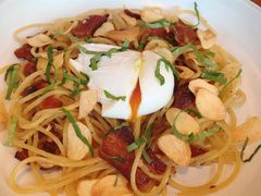 培根蒜片意面-ROAST coffee & eatery