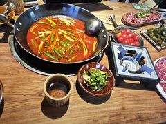-贵厨酸汤牛肉(汇金星力城店)