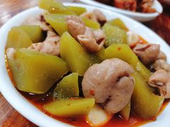 红烧肥肠-雨田饭店
