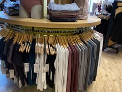 -lululemon(上海浦东IFC店)