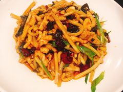 热着吃经典鱼香肉丝-皇城根北京风味主题餐厅(滨海万达店)