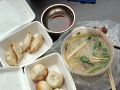 -香山胡记吴江路生煎(灵山路店)